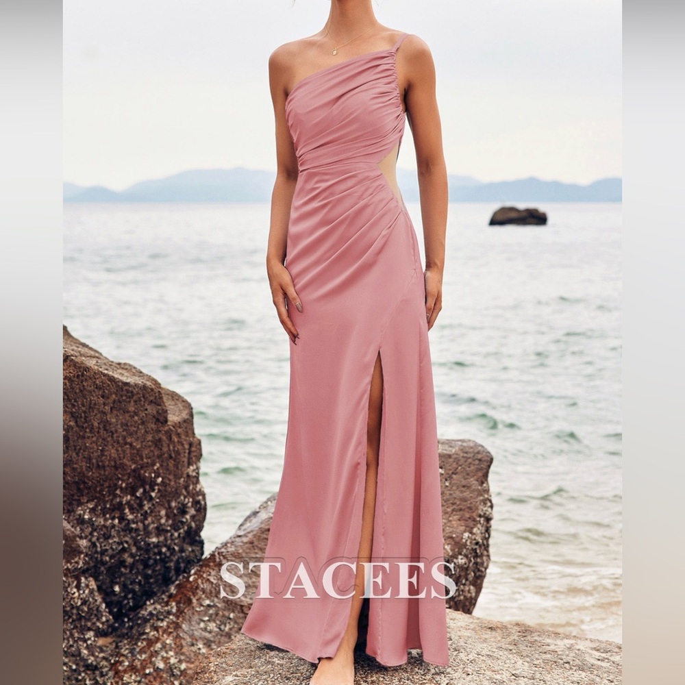 Elegant Mauve One-Shoulder Maxi Dress
